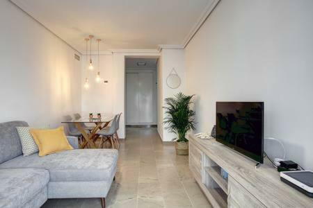 Vista Al Faro Apartment Естепона Екстериор снимка