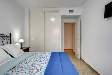 Vista Al Faro Apartment Естепона Екстериор снимка